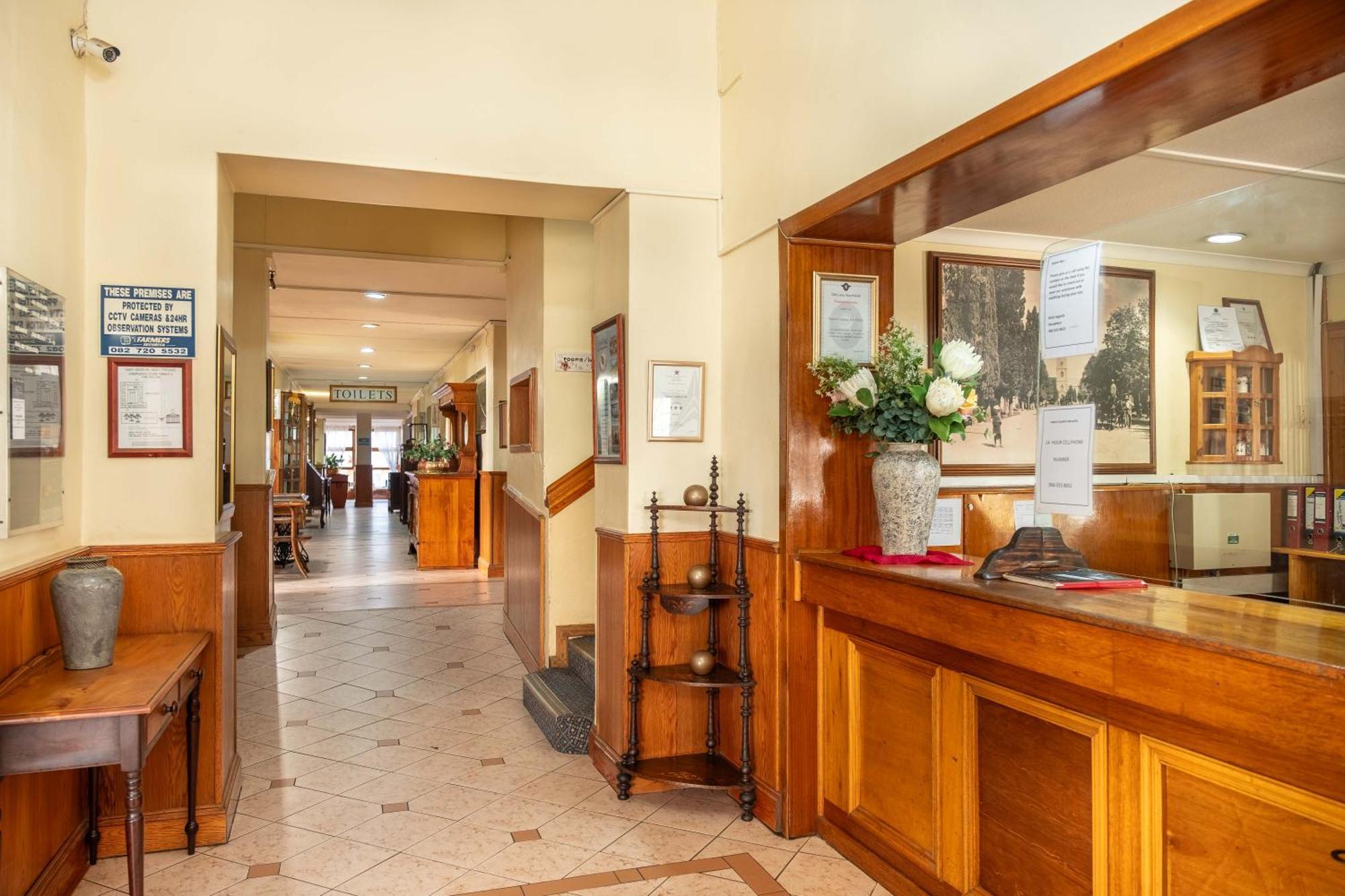 Karoo Country Inn Middelburg  Esterno foto