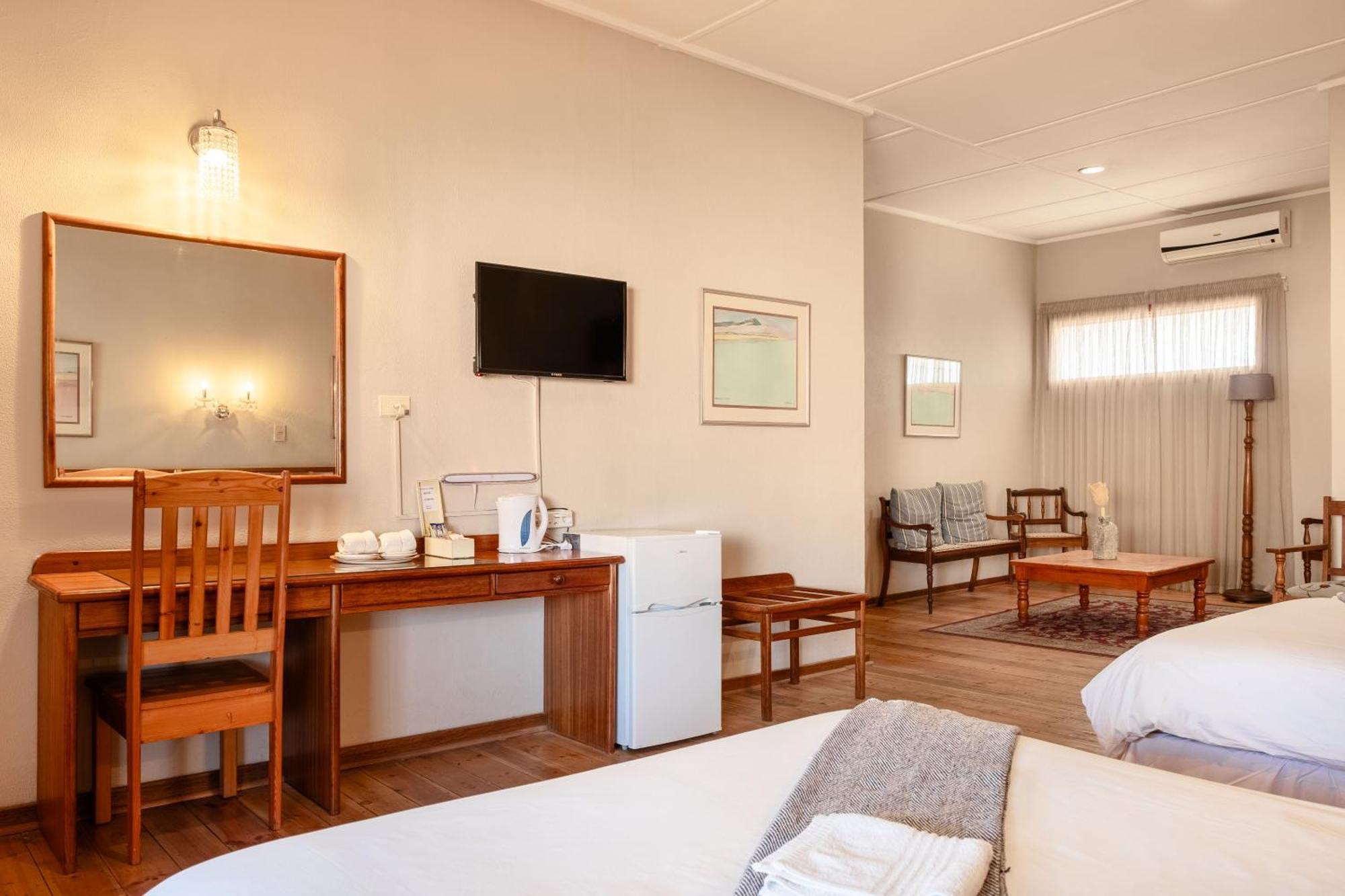 Karoo Country Inn Middelburg  Esterno foto