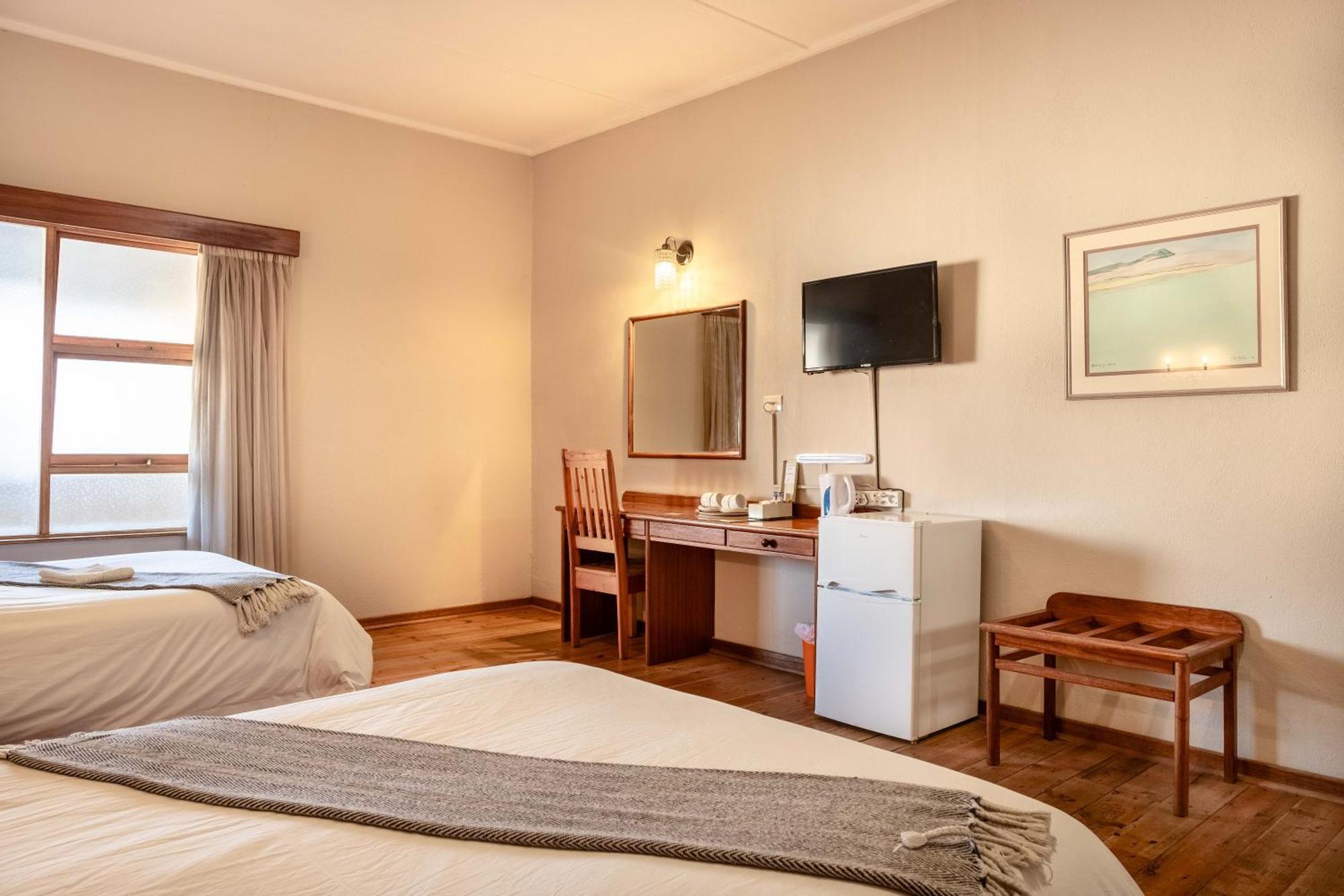 Karoo Country Inn Middelburg  Esterno foto