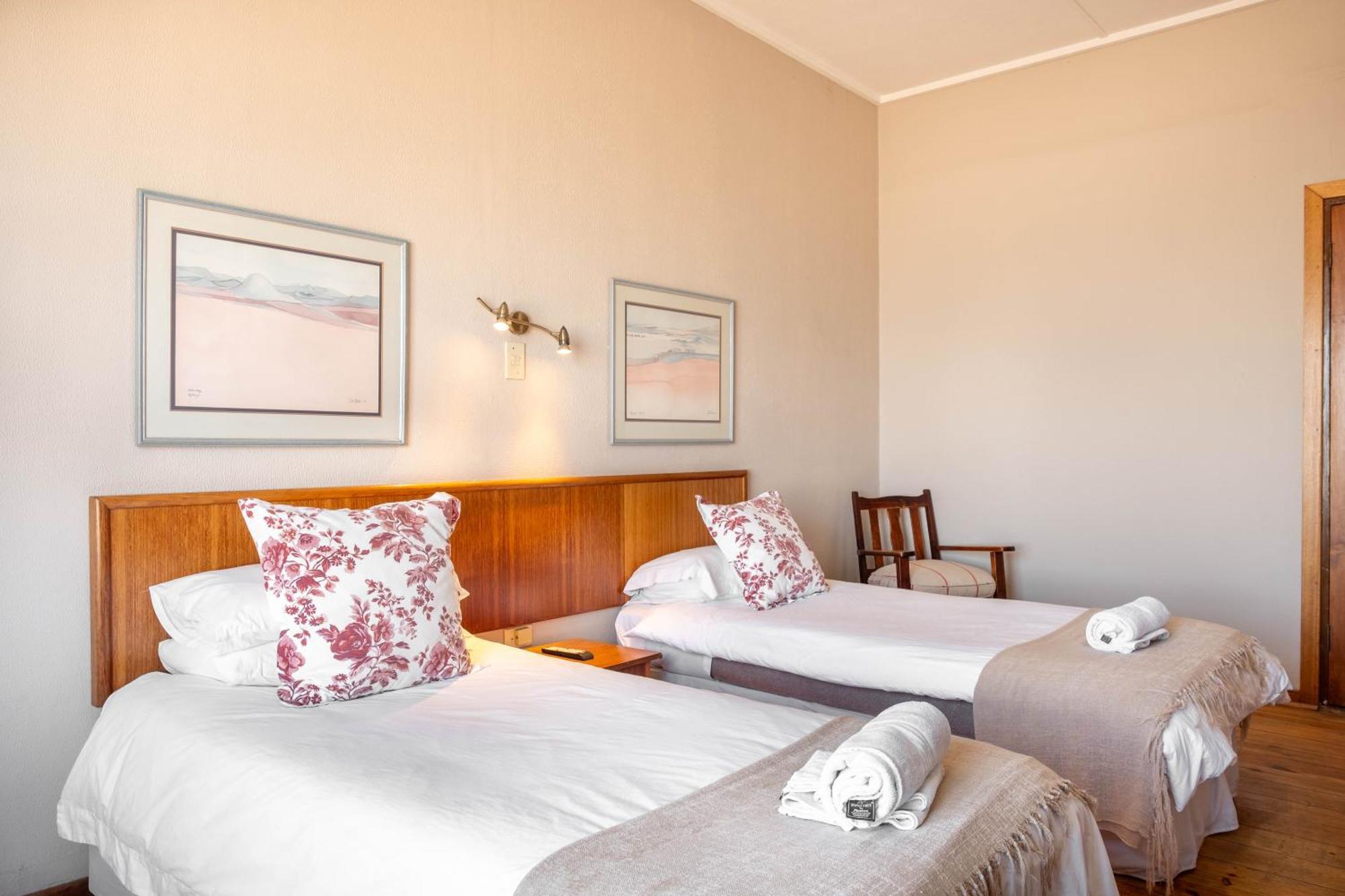 Karoo Country Inn Middelburg  Esterno foto