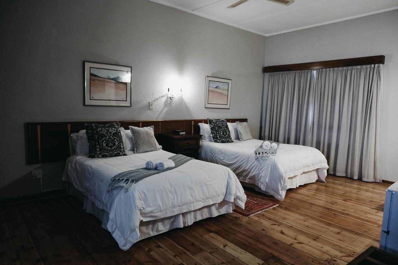 Karoo Country Inn Middelburg  Esterno foto